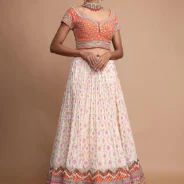 off-white-lehenga-with-bandhani-print_-weaved-design-and-heavy-gotta-work-border-online-kalki-fashion-d.webp